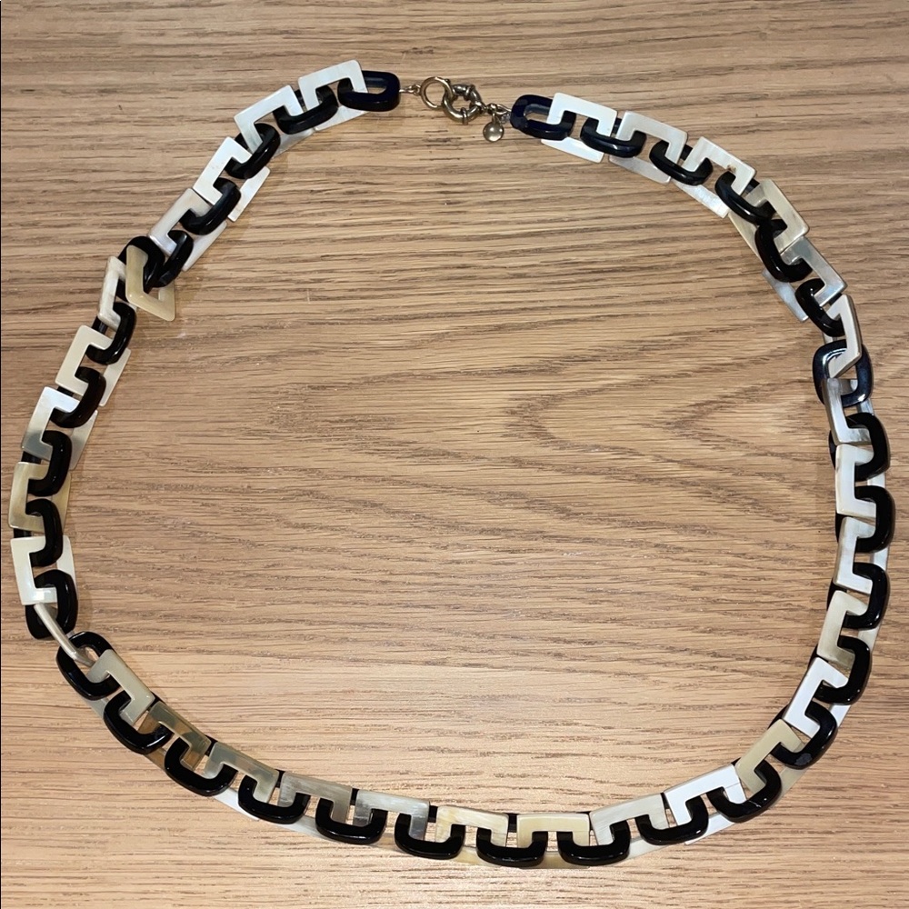 J.Crew Acrylic Chain Link Necklace Black Cream Statement Bib
